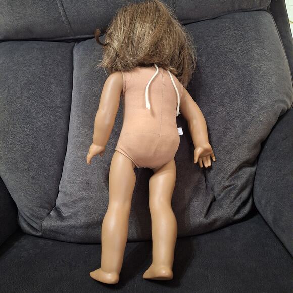 American Girl 18" doll olive skin brown eyes short brown hair 2008 - Picture 6 of 7